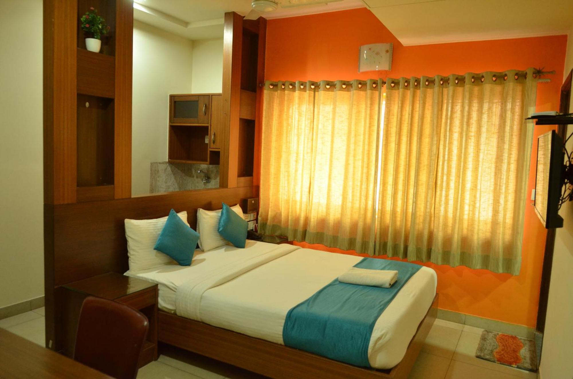 Cubbon Suites - 10 Minute Walk To Mg Road, Mg Road Metro And Church Street Bangalore Luaran gambar